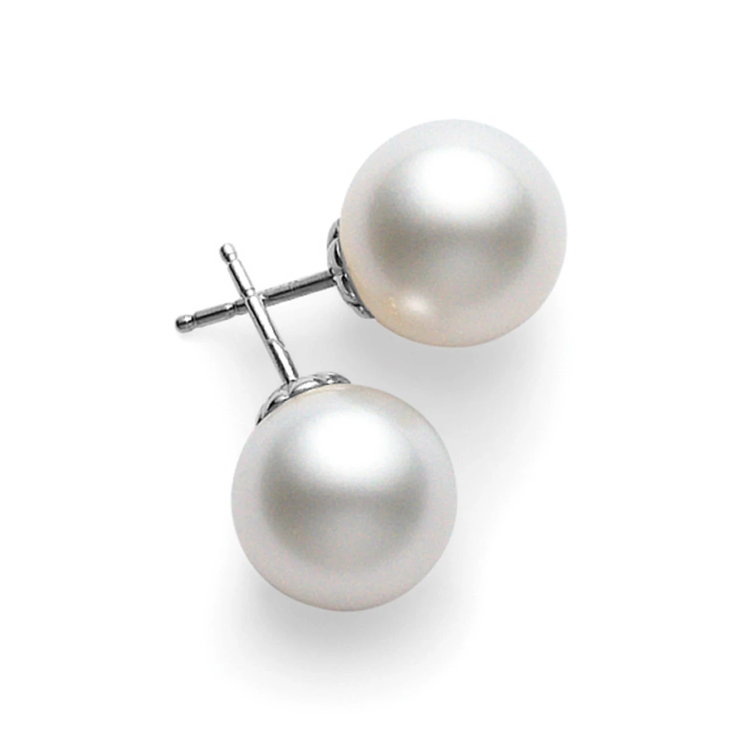 Mikimoto Akoya Cultured Pearl Earrings 6mm, A+, 18K 4 Mikimoto Akoya Cultured Pearl Earrings 6mm, A+, 18K - Image 2