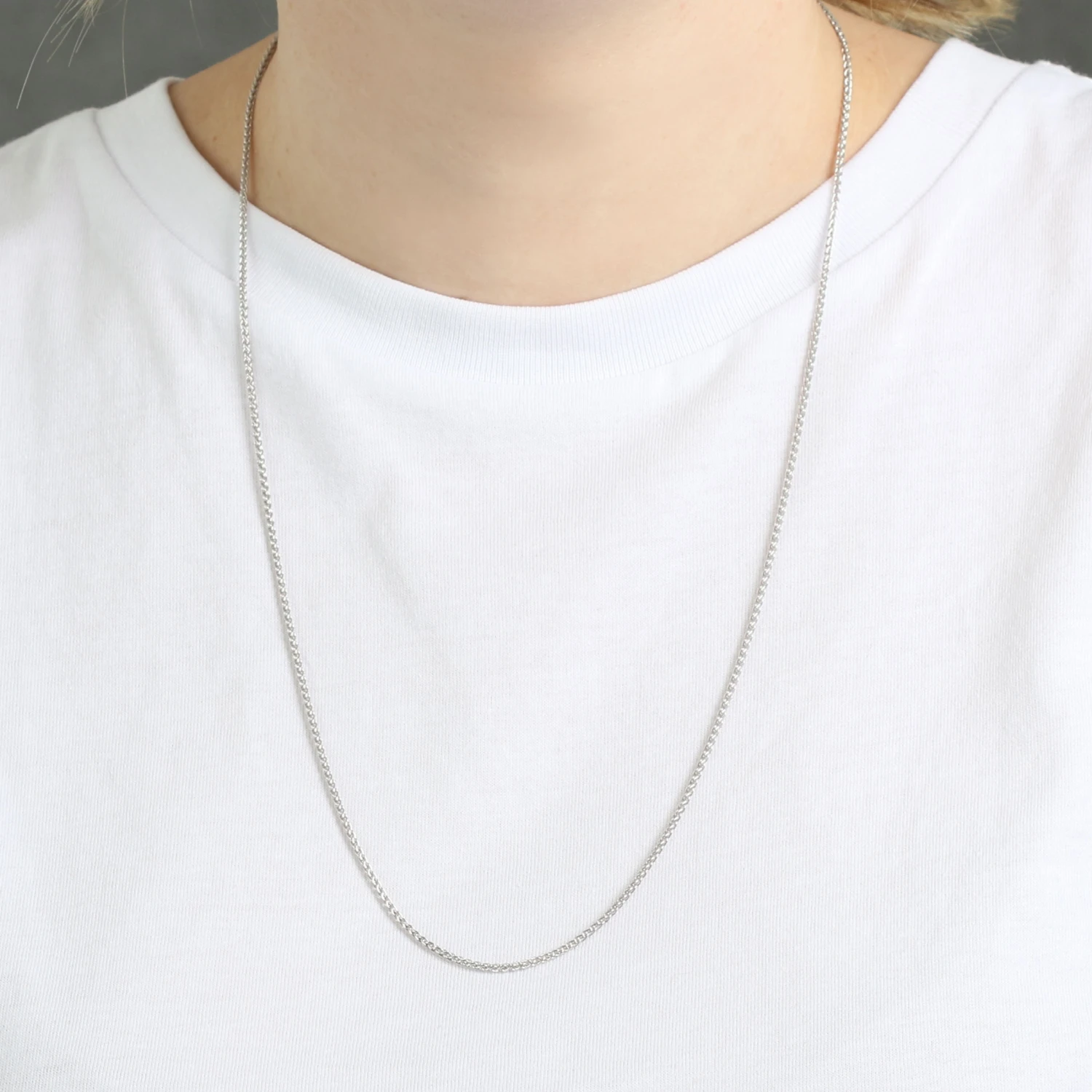 Round Wheat Chain In Silver, 24" 4 Round Wheat Chain In Silver, 24" - Image 2